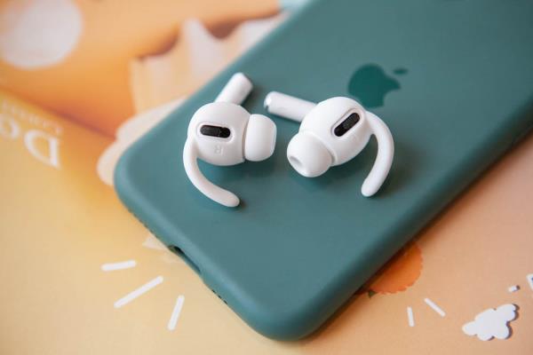 AirPods Pro耳機(jī)套開箱，出門運動靠AHAStyle加強防松脫